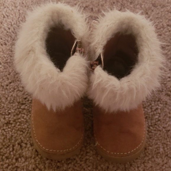 Toddler Size 5 Boots - Picture 4 of 4